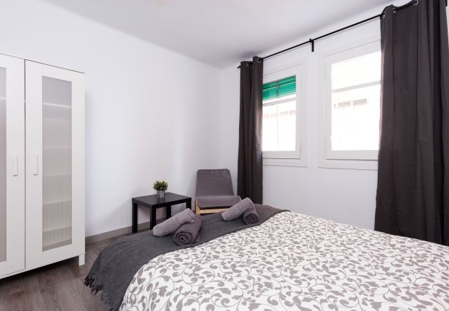 Alquiler por habitaciones en Hospitalet de Llobregat - Santa Eulalia Residence 1.3  H1 Alquiler por habitaciones en Hospitalet de Llobregat - Santa Eulalia Residence 1.3  H1