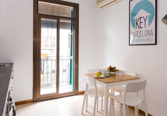 Alquiler por habitaciones en Barcelona - Parallel 4  Residence H1 Alquiler por habitaciones en Barcelona - Parallel 4  Residence H1