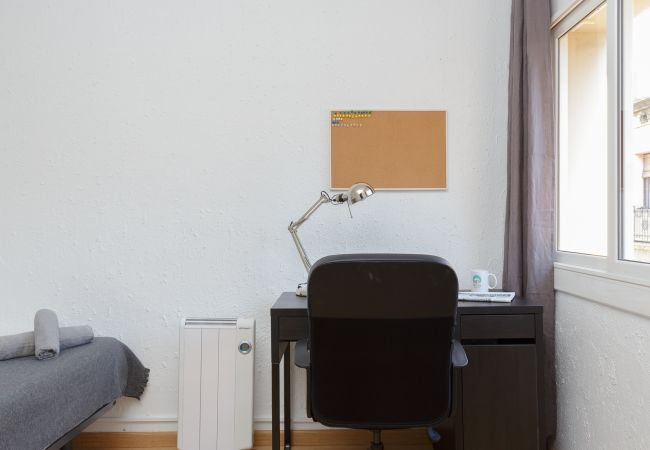 Alquiler por habitaciones en Hospitalet de Llobregat - Santa Eulalia Residence 1-1 R3 Alquiler por habitaciones en Hospitalet de Llobregat - Santa Eulalia Residence 1-1 R3