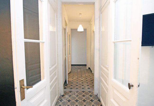 Alquiler por habitaciones en Barcelona - Vintage Picasso Residence H6 Alquiler por habitaciones en Barcelona - Vintage Picasso Residence H6