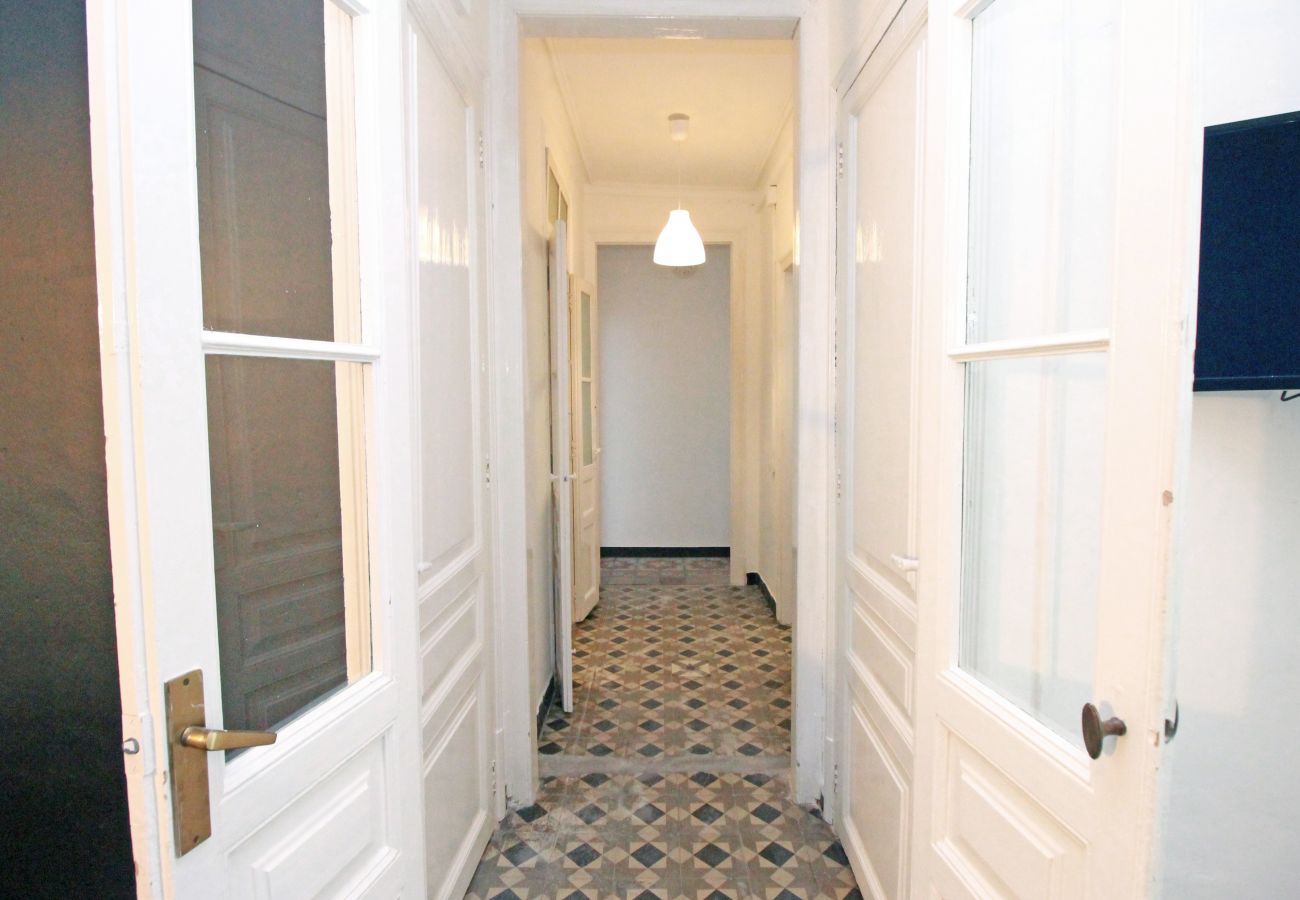 Alquiler por habitaciones en Barcelona - Vintage Picasso Residence H6 Alquiler por habitaciones en Barcelona - Vintage Picasso Residence H6