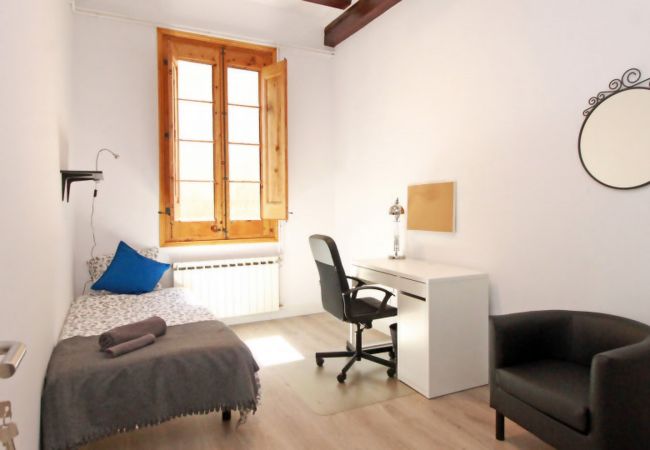 Alquiler por habitaciones en Barcelona - Gotico Cathedral Residence H4