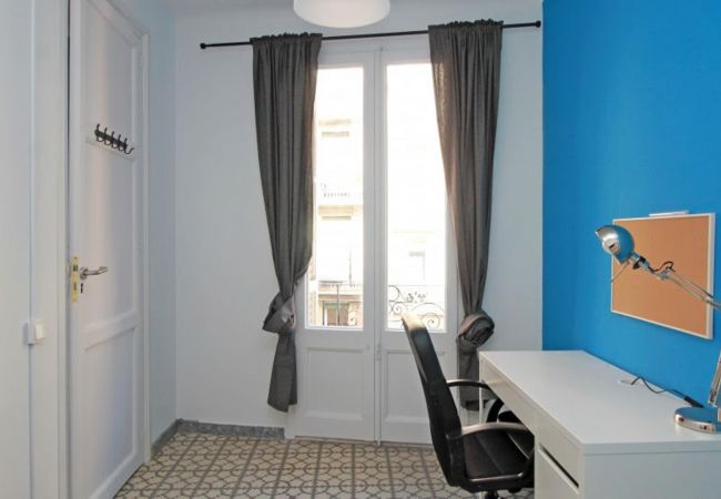 Alquiler por habitaciones en Barcelona - Parallel 2 Residence H3 Alquiler por habitaciones en Barcelona - Parallel 2 Residence H3