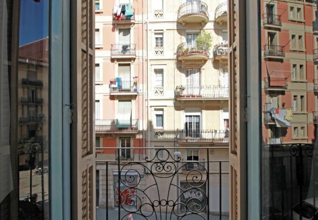 Alquiler por habitaciones en Barcelona - Parallel 2 Residence H3 Alquiler por habitaciones en Barcelona - Parallel 2 Residence H3