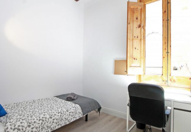 Alquiler por habitaciones en Barcelona - Gotico Cathedral Residence H6