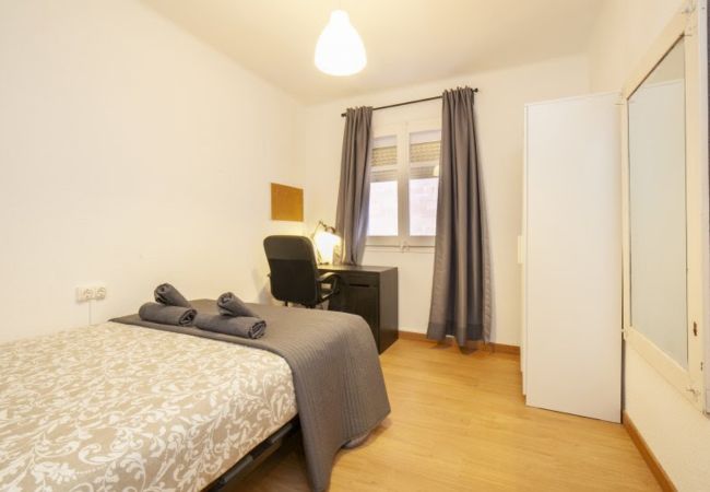 Alquiler por habitaciones en Barcelona - Santa Eulalia Residence 2.3 R3 Alquiler por habitaciones en Barcelona - Santa Eulalia Residence 2.3 R3