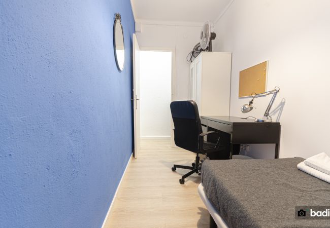 Alquiler por habitaciones en Barcelona - Parallel 5 H2 Alquiler por habitaciones en Barcelona - Parallel 5 H2