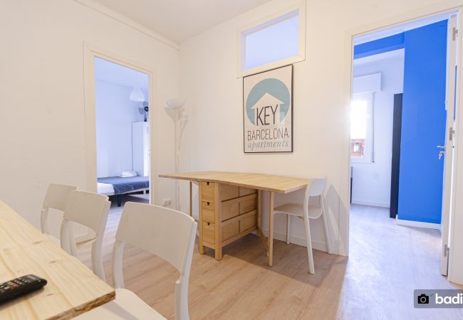 Alquiler por habitaciones en Barcelona - Parallel 5 H4 Alquiler por habitaciones en Barcelona - Parallel 5 H4