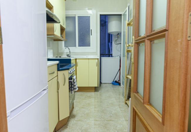 Alquiler por habitaciones en Barcelona - Parallel 5 H4 Alquiler por habitaciones en Barcelona - Parallel 5 H4