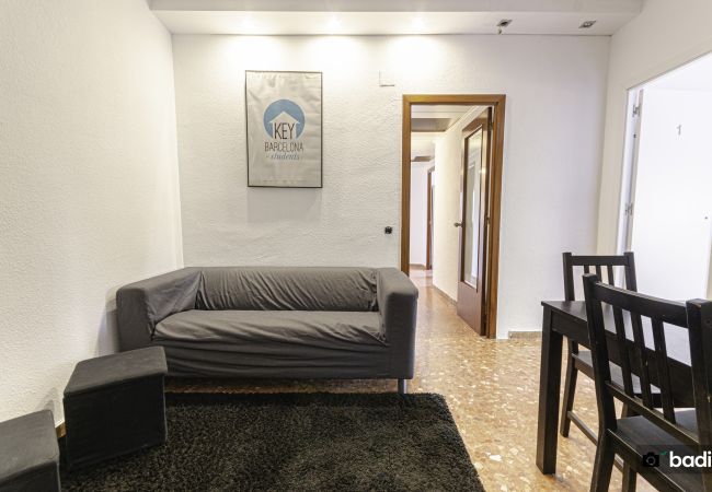 Alquiler por habitaciones en Barcelona - Parallel Molino H1 Alquiler por habitaciones en Barcelona - Parallel Molino H1