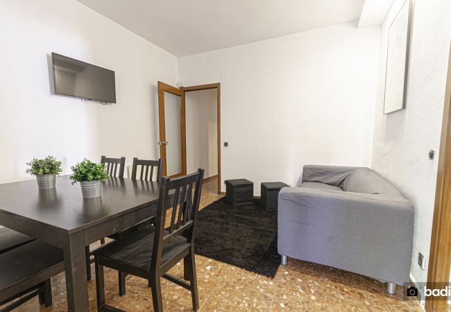 Alquiler por habitaciones en Barcelona - Parallel Molino H4 Alquiler por habitaciones en Barcelona - Parallel Molino H4