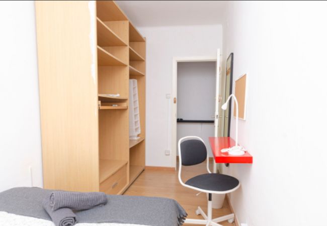 Alquiler por habitaciones en Barcelona - Santa Eulalia Residence Pcl 1 H2 Alquiler por habitaciones en Barcelona - Santa Eulalia Residence Pcl 1 H2
