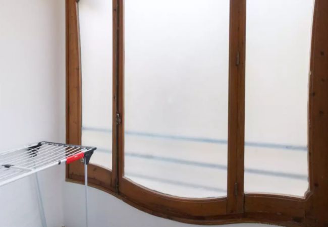 Alquiler por habitaciones en Barcelona - Sants Residence H1 Alquiler por habitaciones en Barcelona - Sants Residence H1