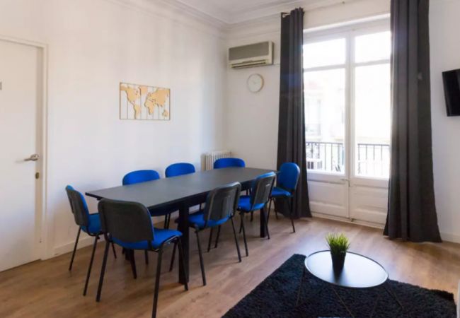 Alquiler por habitaciones en Barcelona - Diagonal 1 H6 Alquiler por habitaciones en Barcelona - Diagonal 1 H6