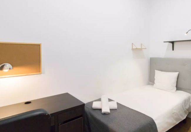 Alquiler por habitaciones en Barcelona - Diagonal 1 H7