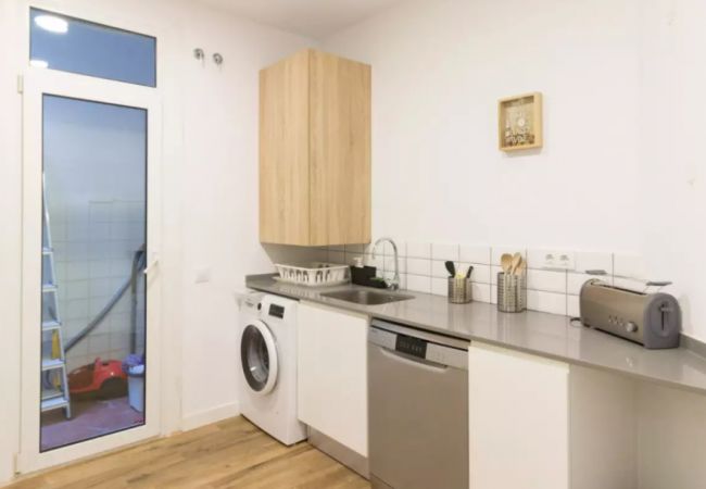 Alquiler por habitaciones en Barcelona - Diagonal 1 H8 Alquiler por habitaciones en Barcelona - Diagonal 1 H8