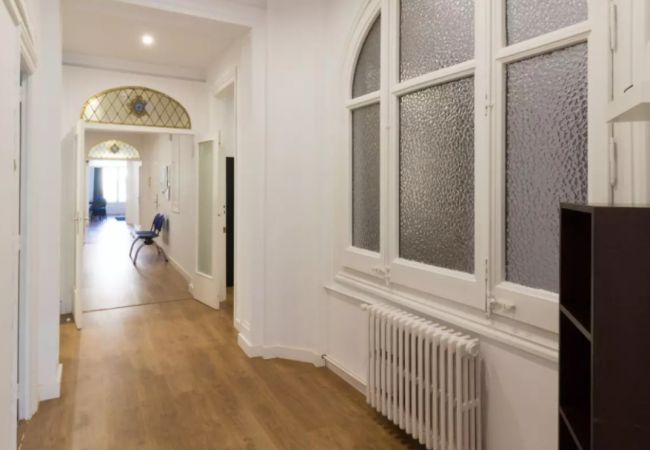 Alquiler por habitaciones en Barcelona - Diagonal 1 H8 Alquiler por habitaciones en Barcelona - Diagonal 1 H8