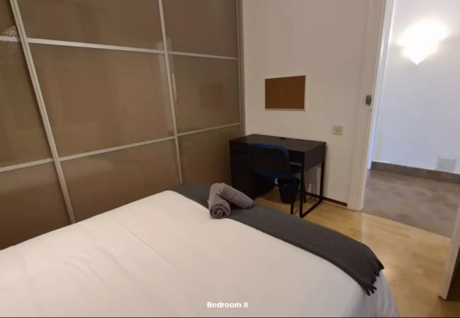Alquiler por habitaciones en Barcelona - Diagonal 2 H8 Alquiler por habitaciones en Barcelona - Diagonal 2 H8