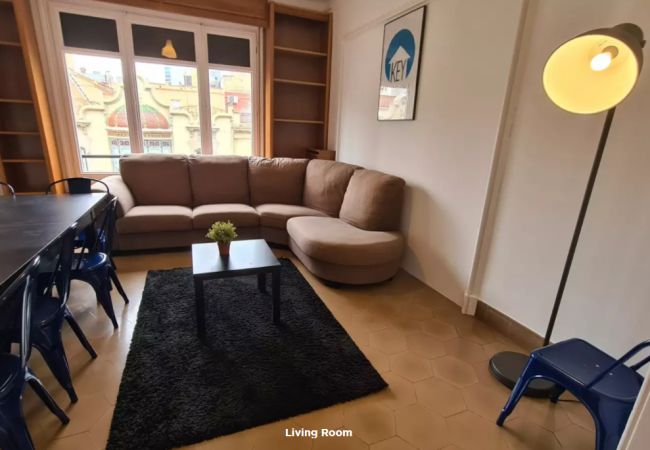 Alquiler por habitaciones en Barcelona - Diagonal 2 H8 Alquiler por habitaciones en Barcelona - Diagonal 2 H8