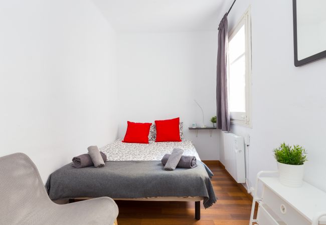 Alquiler por habitaciones en Hospitalet de Llobregat - Santa Eulalia Residence 1-2 H2