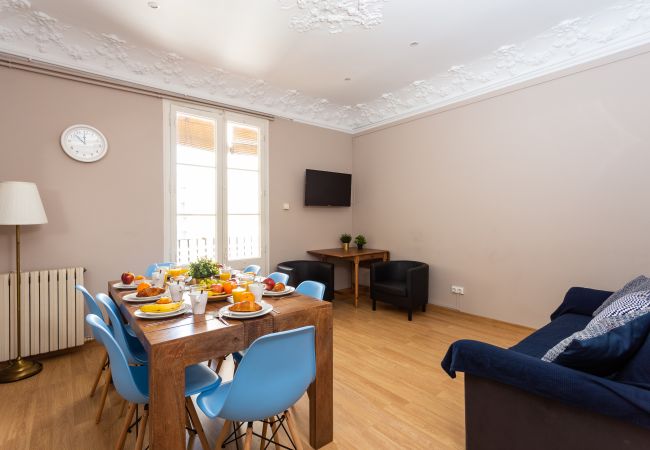 apartamento 10 personas barcelona