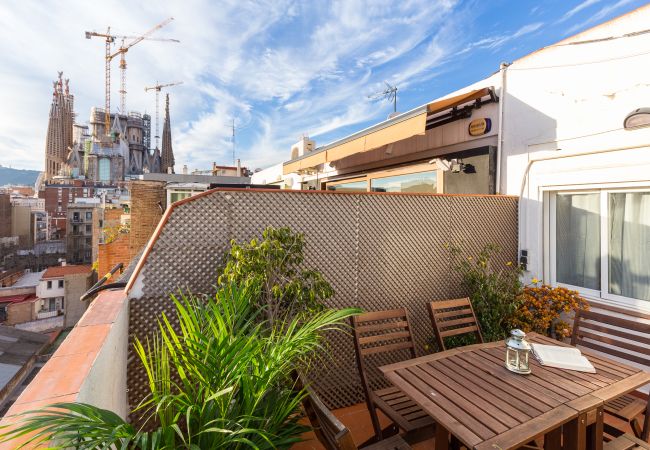 Apartamento en Barcelona - Ático en Sagrada Familia  Apartamento en Barcelona - Ático en Sagrada Familia