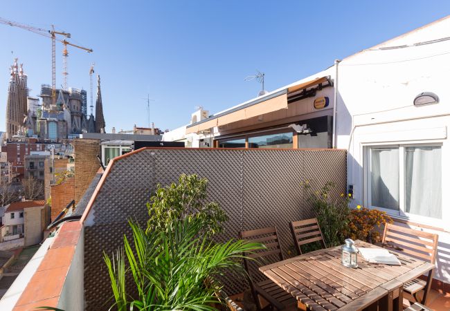 Apartamento en Barcelona - Ático en Sagrada Familia  Apartamento en Barcelona - Ático en Sagrada Familia