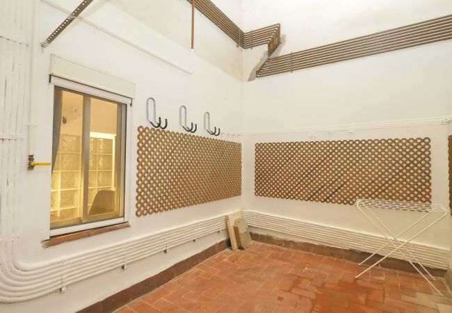 Rent by room in Barcelona - Clot Residence H1 Rent by room in Barcelona - Clot Residence H1