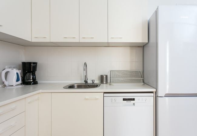 Rent by room in Barcelona - North Station Residence H2 Rent by room in Barcelona - North Station Residence H2