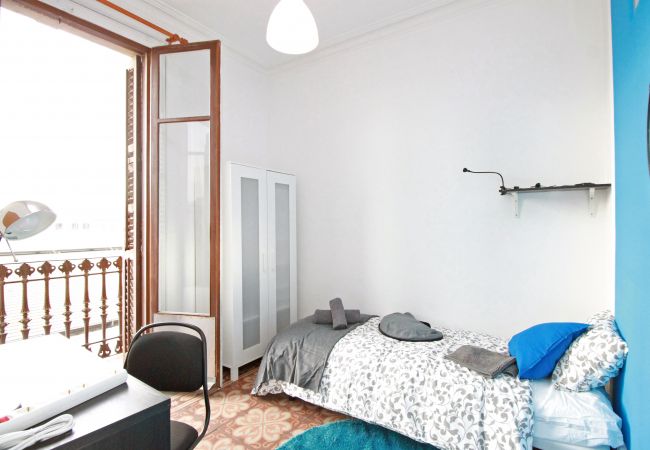 Rent by room in Barcelona - Vintage Picasso Residence H2