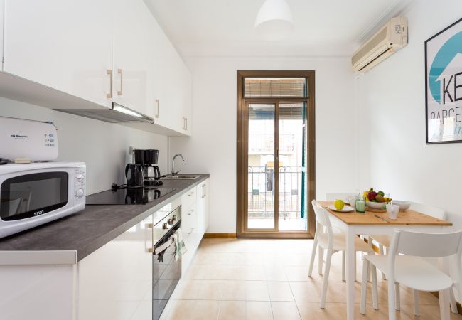 Rent by room in Barcelona - Parallel 4 Residence H3 Rent by room in Barcelona - Parallel 4 Residence H3