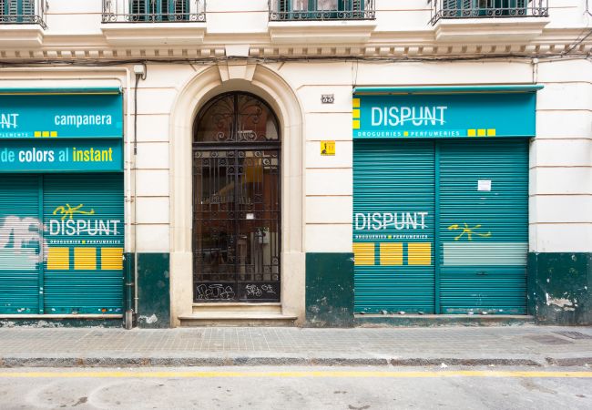 Rent by room in Barcelona - Parallel 4 Residence H3 Rent by room in Barcelona - Parallel 4 Residence H3