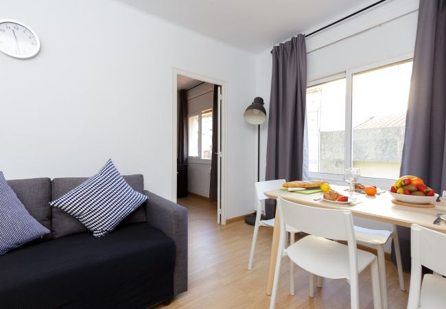 Rent by room in Hospitalet de Llobregat - Santa Eulalia Residence 1-1 R3 Rent by room in Hospitalet de Llobregat - Santa Eulalia Residence 1-1 R3