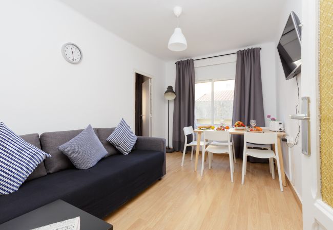 Rent by room in Hospitalet de Llobregat - Santa Eulalia Residence 1-1 R3 Rent by room in Hospitalet de Llobregat - Santa Eulalia Residence 1-1 R3