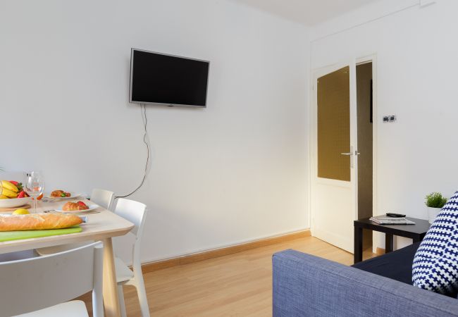 Rent by room in Hospitalet de Llobregat - Santa Eulalia Residence 1-1 R3 Rent by room in Hospitalet de Llobregat - Santa Eulalia Residence 1-1 R3