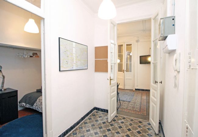 Rent by room in Barcelona - Vintage Picasso Residence H3 Rent by room in Barcelona - Vintage Picasso Residence H3