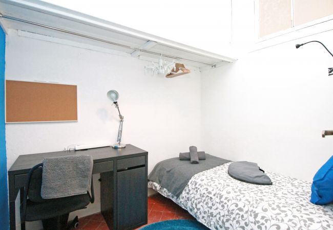 Rent by room in Barcelona - Vintage Picasso Residence H4