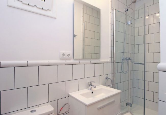 Rent by room in Barcelona - Gotico Cathedral Residence H5 Rent by room in Barcelona - Gotico Cathedral Residence H5