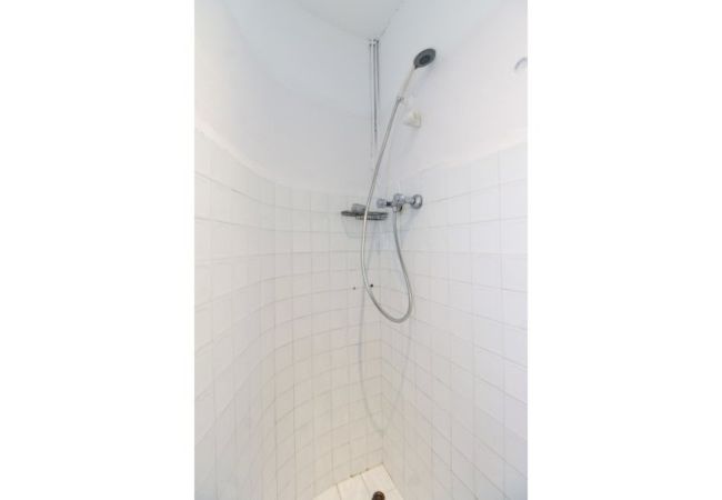 Rent by room in Barcelona - Sugranyes 2.1 Residence H3 Rent by room in Barcelona - Sugranyes 2.1 Residence H3