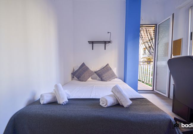 Rent by room in Barcelona - Parallel 5 H3 Rent by room in Barcelona - Parallel 5 H3