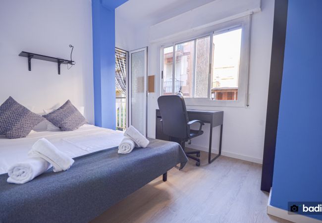 Rent by room in Barcelona - Parallel 5 H3 Rent by room in Barcelona - Parallel 5 H3