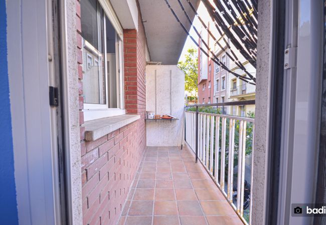 Rent by room in Barcelona - Parallel 5 H3 Rent by room in Barcelona - Parallel 5 H3