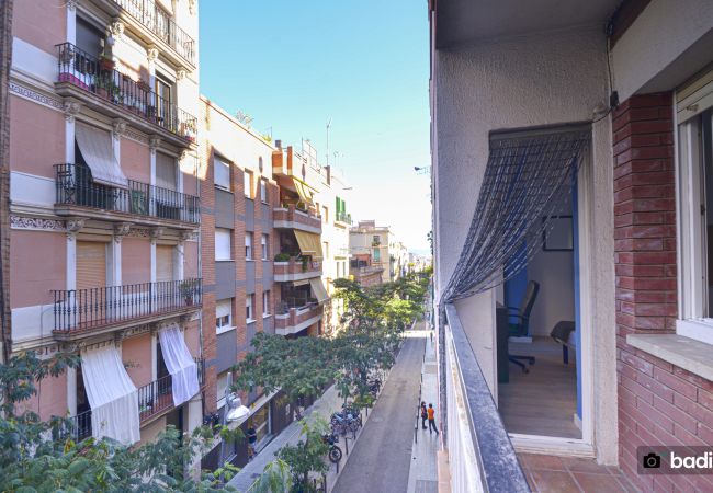 Rent by room in Barcelona - Parallel 5 H3 Rent by room in Barcelona - Parallel 5 H3
