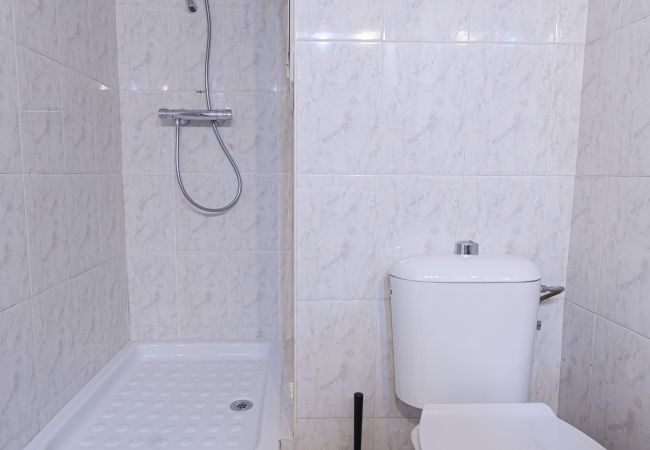 Rent by room in Barcelona - Parallel 5 H3 Rent by room in Barcelona - Parallel 5 H3