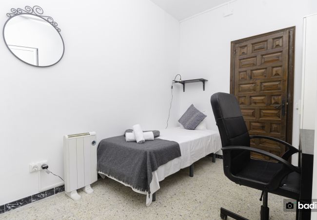 Rent by room in Barcelona - Parallel Apolo H1 Rent by room in Barcelona - Parallel Apolo H1