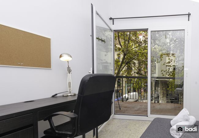 Rent by room in Barcelona - Parallel Apolo H1 Rent by room in Barcelona - Parallel Apolo H1