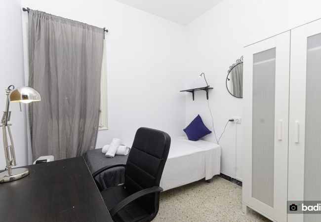 Rent by room in Barcelona - Parallel Apolo H4 Rent by room in Barcelona - Parallel Apolo H4