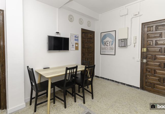 Rent by room in Barcelona - Parallel Apolo H4 Rent by room in Barcelona - Parallel Apolo H4