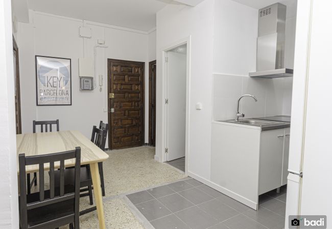 Rent by room in Barcelona - Parallel Apolo H4 Rent by room in Barcelona - Parallel Apolo H4