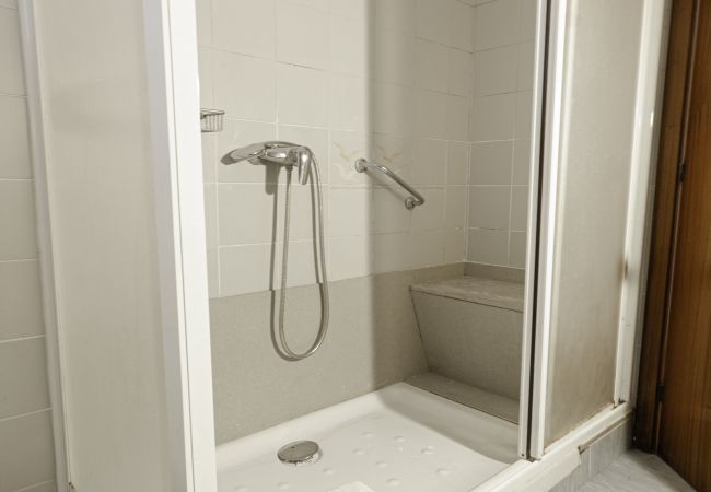 Rent by room in Barcelona - Parallel Molino H4 Rent by room in Barcelona - Parallel Molino H4